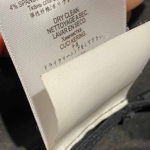 XS BCBG Maxazria short black blazer - Picture 6 of 10